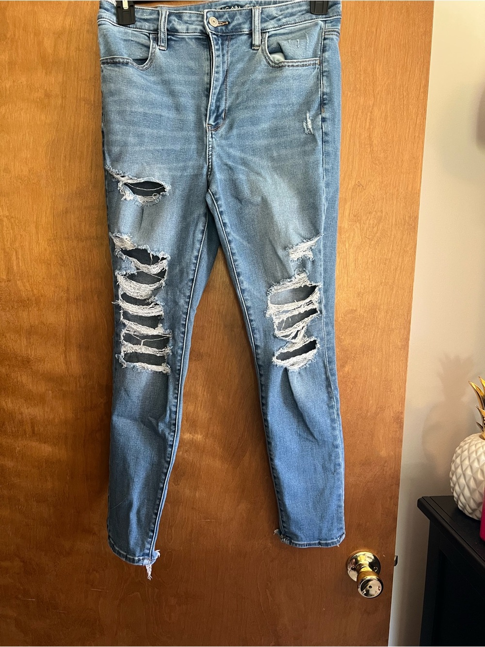 American Eagle Outfitters Light Blue Ripped Skinny Jeans
